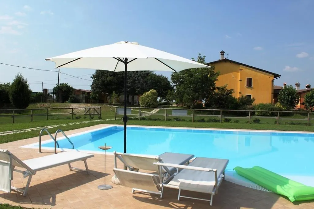 Apartment Agriturismo Trebis Volta Mantovana Italy