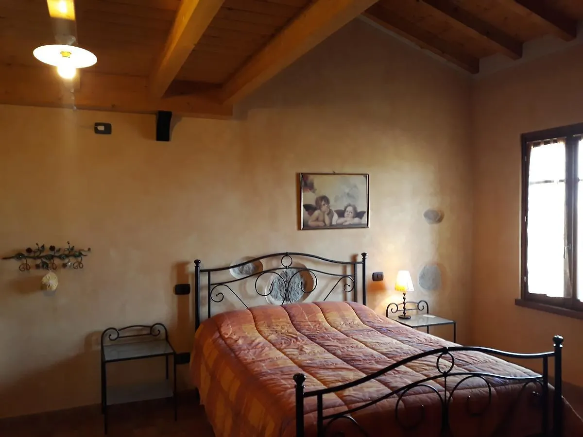 Apartment Agriturismo Trebis Volta Mantovana Italy